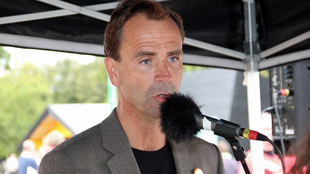 Сказка про белого бычка: шведские военные ловят российскую подлодку в шхерах Стокгольма Сказка про белого бычка: шведские военные ловят российскую подлодку в шхерах Стокгольма