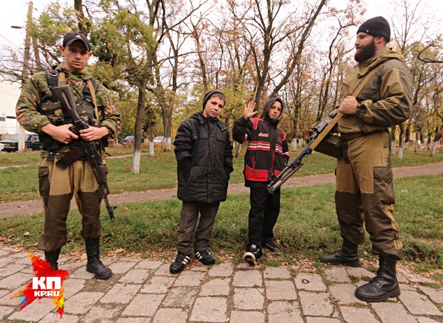 Александр Захарченко: «Украина хочет оставить нас без денег и поднять тут социальный бунт» Александр Захарченко: «Украина хочет оставить нас без денег и поднять тут социальный бунт»