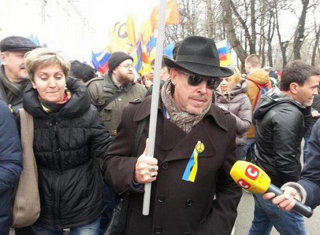 Макаревича пристроили в мусорник Макаревича пристроили в мусорник