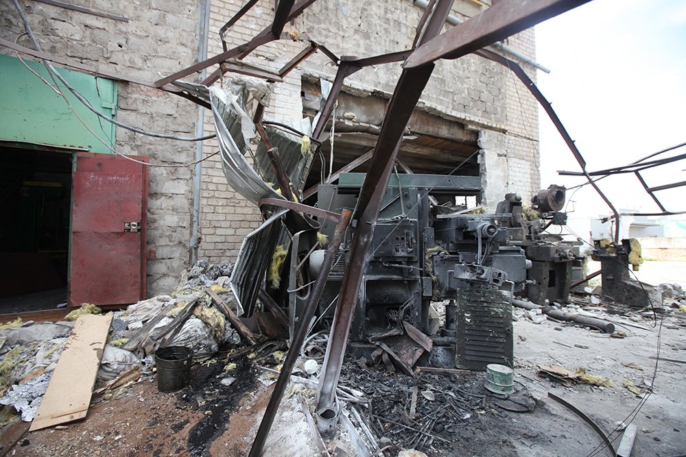 Война и холод. Как готовятся к зиме в разрушенном Донецке