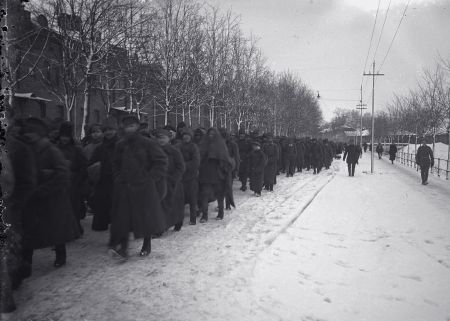 Как Эстония уморила русских белогвардейцев в концлагерях Как Эстония уморила русских белогвардейцев в концлагерях