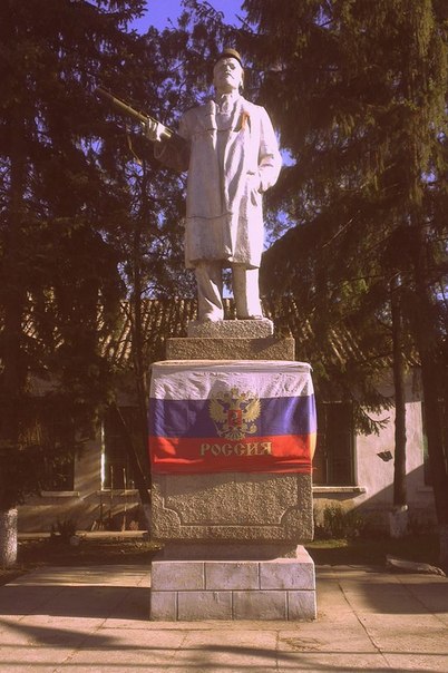 Два дня по фронтовым дорогам: с Луганщины до Приазовья. Два дня по фронтовым дорогам: с Луганщины до Приазовья.