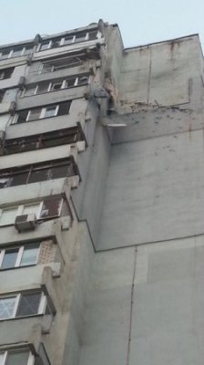 При обстреле донецкого супермаркета ранены дети