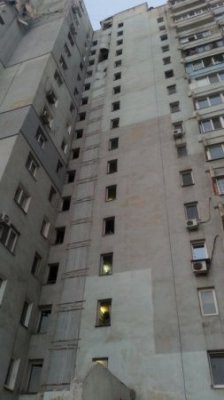 При обстреле донецкого супермаркета ранены дети