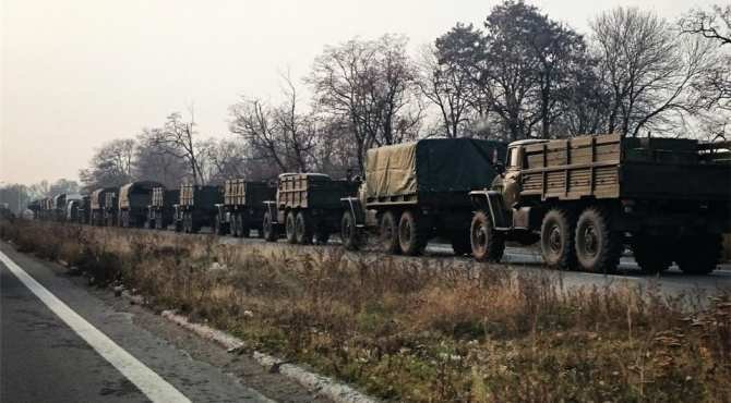 Подкрепление прибыло: армия ДНР стянула огромные силы в Донецк для отражения штурма войсками хунты и предотвращения срыва выборов Подкрепление прибыло: армия ДНР стянула огромные силы в Донецк для отражения штурма войсками хунты и предотвращения срыва выборов