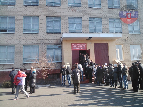 Подборка новостей с выборов в Новороссии Подборка новостей с выборов в Новороссии