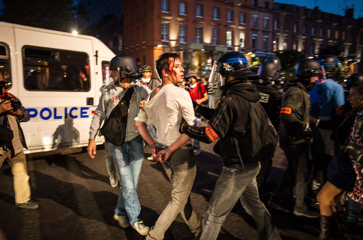 Массовые беспорядки прошли во Франции из-за убийства эколога Массовые беспорядки прошли во Франции из-за убийства эколога