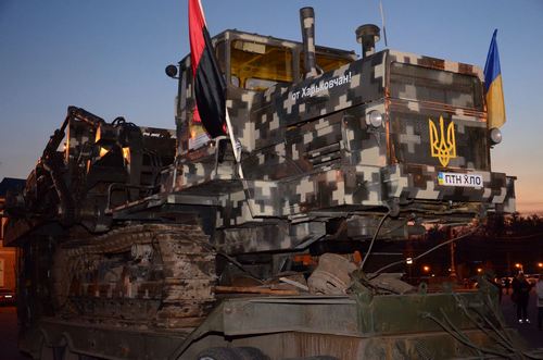 Гигантская окопоройка спасет Украину Гигантская окопоройка спасет Украину