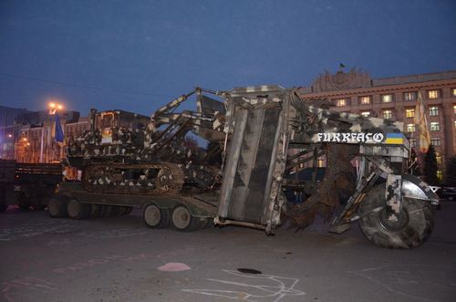 Гигантская окопоройка спасет Украину Гигантская окопоройка спасет Украину