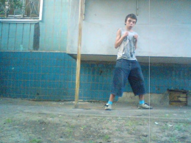 Хотите глянуть что скрывается под маской бравого диванного бойца? Хотите глянуть что скрывается под маской бравого диванного бойца?