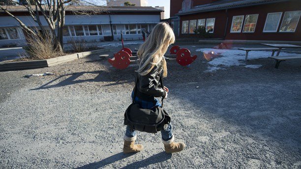 "Чёртов русский, жаль что твоя семья не уехала из Швеции обратно в Россию!" "Чёртов русский, жаль что твоя семья не уехала из Швеции обратно в Россию!"