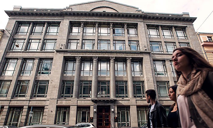 Падение рубля: кто виноват и что делать? В следующем году Россию ожидает жесточайший кризис, который побудит власть реконструировать экономику Падение рубля: кто виноват и что делать? В следующем году Россию ожидает жесточайший кризис, который побудит власть реконструировать экономику