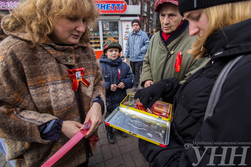 7 ноября: Драка в Харькове, в Одессе: без марша, но с двумя митингами, а в Киеве скромно отметили 7 ноября: Драка в Харькове, в Одессе: без марша, но с двумя митингами, а в Киеве скромно отметили