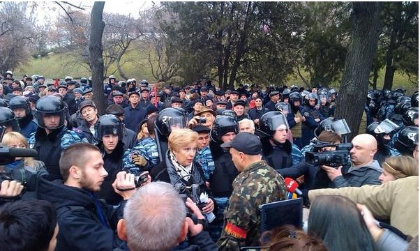 7 ноября: Драка в Харькове, в Одессе: без марша, но с двумя митингами, а в Киеве скромно отметили 7 ноября: Драка в Харькове, в Одессе: без марша, но с двумя митингами, а в Киеве скромно отметили