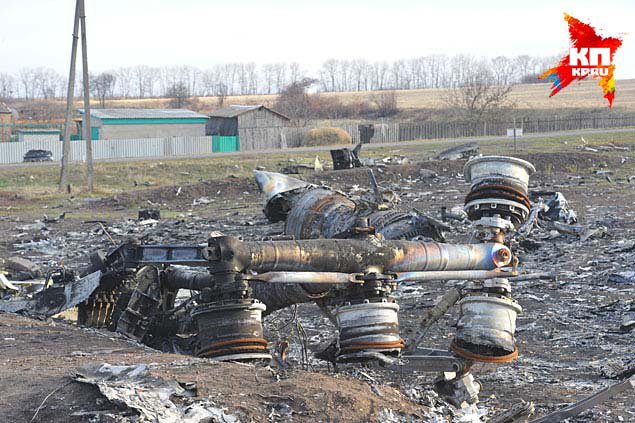 Украинские пушки бьют по месту катастрофы «Боинга», чтобы не дать работать голландским специалистам Украинские пушки бьют по месту катастрофы «Боинга», чтобы не дать работать голландским специалистам