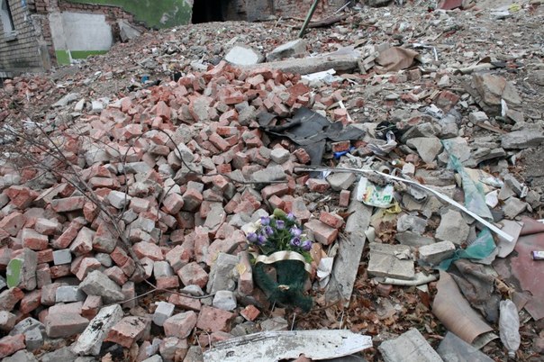 Фоторепортаж из г. Снежное: Здесь каждый ополченец понимает, за что воюет.