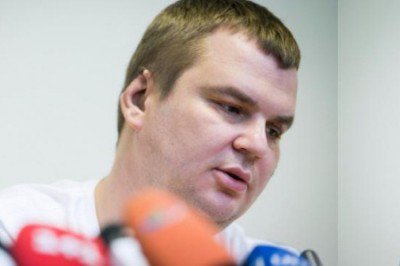 Купированного экс-министра молодежи и спорта Булатова призвали в армию Купированного экс-министра молодежи и спорта Булатова призвали в армию