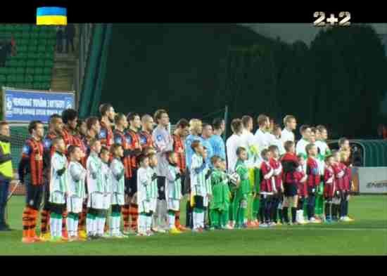 Футболисты «Шахтера» отказались надеть футболки в поддержку армии Украины Футболисты «Шахтера» отказались надеть футболки в поддержку армии Украины