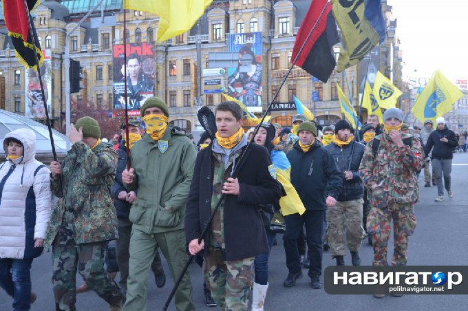 Вешать, резать и сосать, — лозунги марша в честь годовщины Майдана Вешать, резать и сосать, — лозунги марша в честь годовщины Майдана