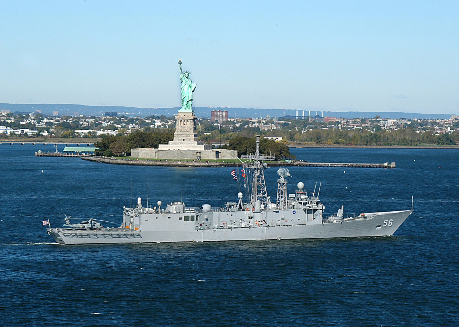 Шершни пролетели над Киевом как фанера над Парижем Шершни пролетели над Киевом как фанера над Парижем