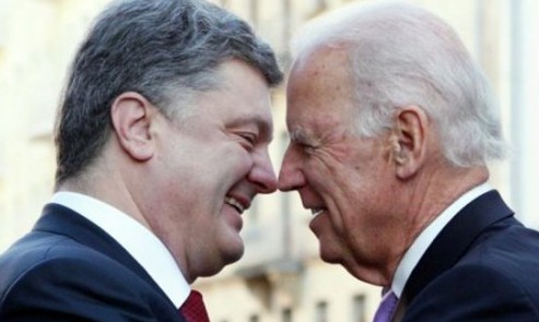 Байден в Киеве требовал и угрожал