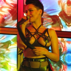 Бюстгальтер нннада? Бюстгальтер нннада?