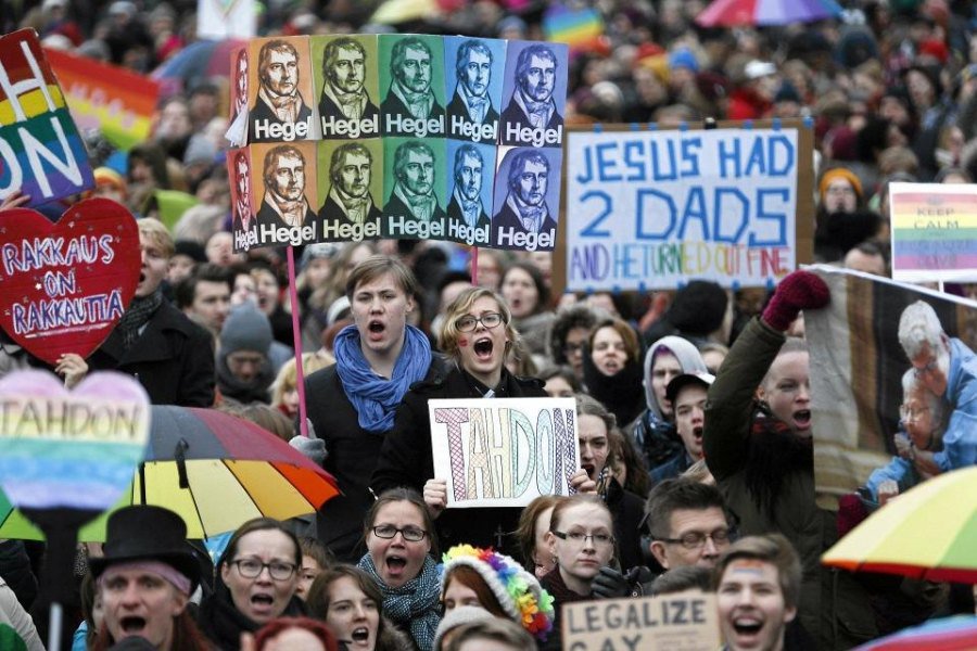 Сегодняшний день изменил историю Финляндии. Вот только в какую сторону? Сегодняшний день изменил историю Финляндии. Вот только в какую сторону?