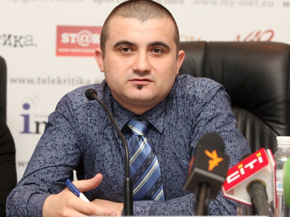 Соратник Навального «засветился» с профессиональным организатором революций 