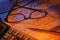 «Когда мировые цены на бензин падают, у нас они все равно растут»