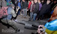 В Запорожье нацисты уничтожили памятник герою фильма «Весна на Заречной улице»...