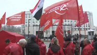 "Агрессия, террор, Обама": киевляне пришли к посольству США с посланием