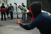 «Правый сектор» будет жечь киевские киоски, пока не договорятся о мзде