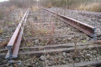 Украинские вояки воруют не только гуманитарную помощь, но и шпалы и линии электропередач