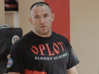 Браво Алексей! Боец, надевший майку с Путиным, отправил американца в нокаут Браво Алексей! Боец, надевший майку с Путиным, отправил американца в нокаут