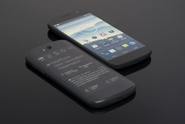 YotaPhone 2: «сумасшедшие русские» добились своего YotaPhone 2: «сумасшедшие русские» добились своего