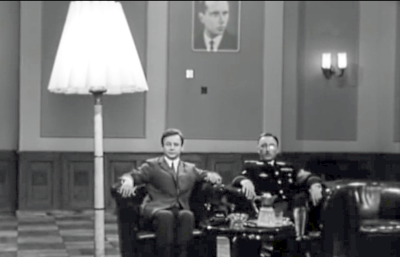 «17 мгновений весны». В ставке укровермахта Гиммлеренко и Шелленбергчук «17 мгновений весны». В ставке укровермахта Гиммлеренко и Шелленбергчук