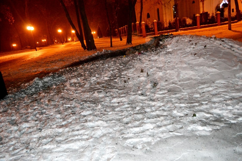 Сопротивление в Харькове: взрывом уничтожен памятник знак УПА Сопротивление в Харькове: взрывом уничтожен памятник знак УПА