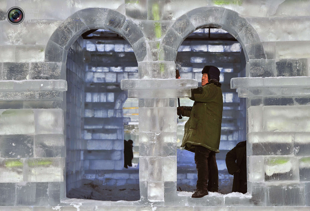 Харбинский международный фестиваль льда и снега Харбинский международный фестиваль льда и снега