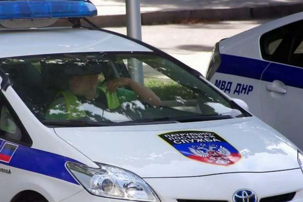 В Донецке сторож помог ликвидировать военный склад диверсантов В Донецке сторож помог ликвидировать военный склад диверсантов