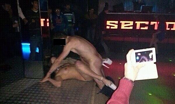 Це Европа. Вояка из Коломыи оккупировал стриптизершу Це Европа. Вояка из Коломыи оккупировал стриптизершу