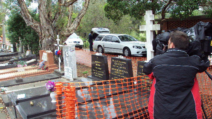 Более 70 могил осквернены на русском кладбище в Австралии