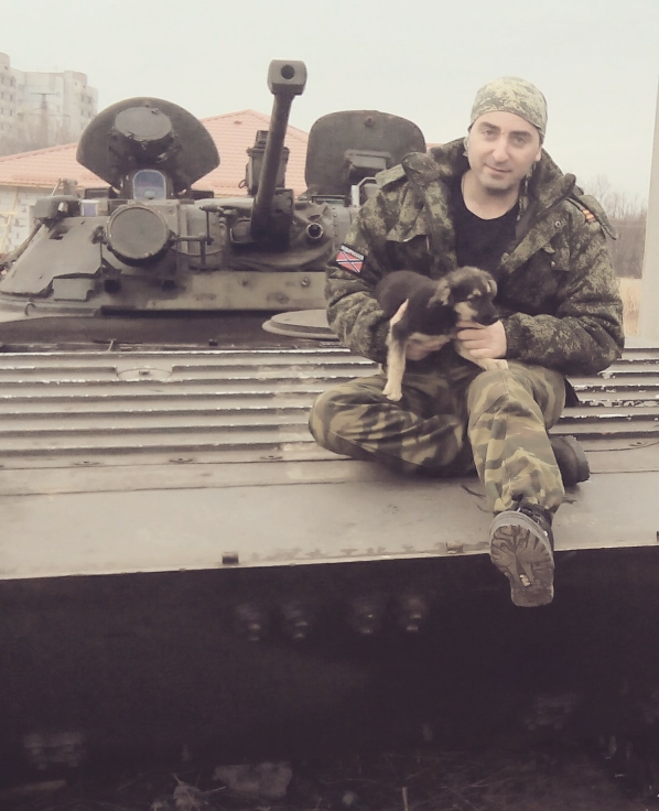 Ополченец с позывным "Ноябрь" сражается за Новороссию. Нужна помощь