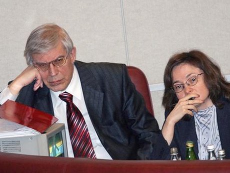 Виктор Геращенко: «На месте Набиуллиной я бы попросил пистолет и застрелился» Виктор Геращенко: «На месте Набиуллиной я бы попросил пистолет и застрелился»