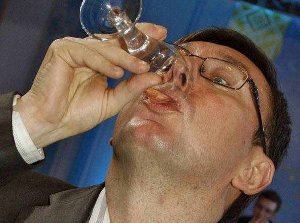 Украина. Не каждый сможет смотреть в завтрашний день... Украина. Не каждый сможет смотреть в завтрашний день...