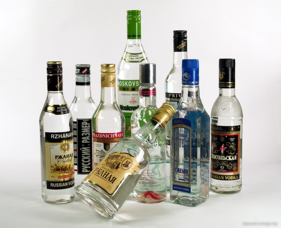Цену на водку снизят впервые в новейшей истории Цену на водку снизят впервые в новейшей истории