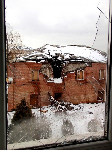 «Здесь люди! Не стреляйте!» «Здесь люди! Не стреляйте!»