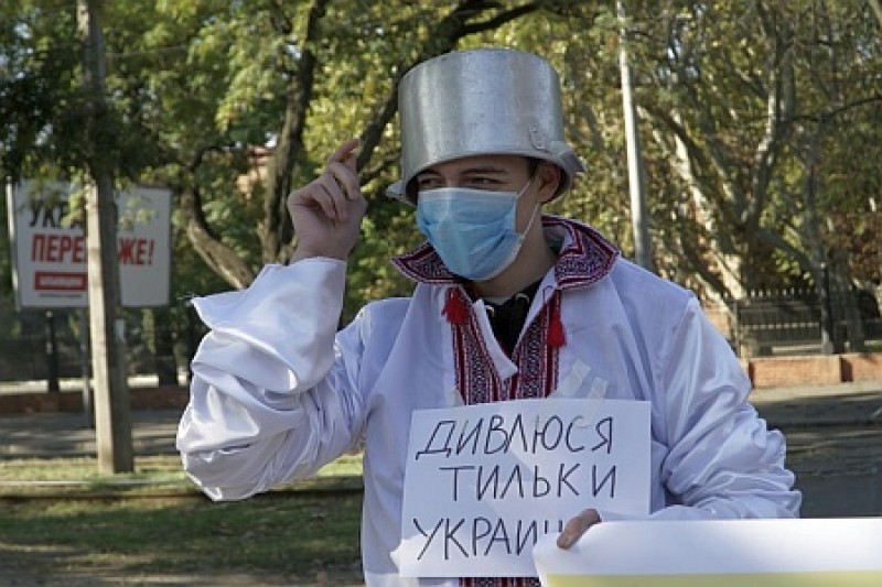 Украина уверенно шагает по пути евроимитации Украина уверенно шагает по пути евроимитации