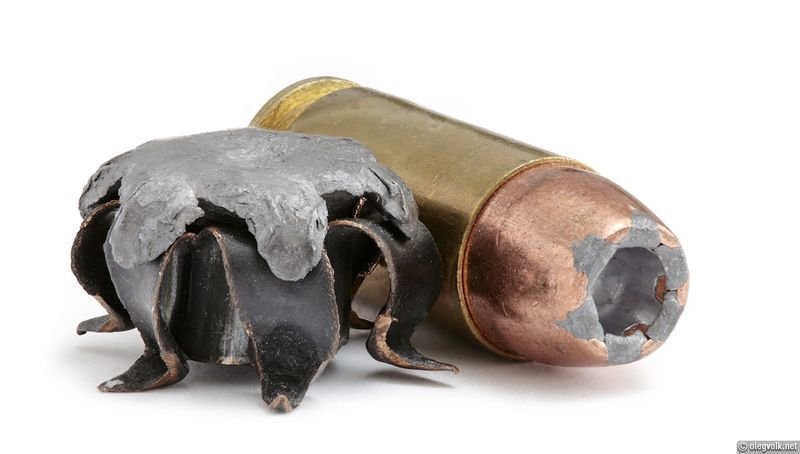 Украинские каратели используют «цветы смерти» против ополченцев и мирных жителей Украинские каратели используют «цветы смерти» против ополченцев и мирных жителей