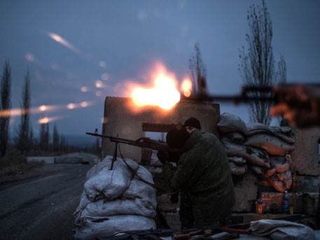 Под Мариуполем идут ожесточенные бои Под Мариуполем идут ожесточенные бои