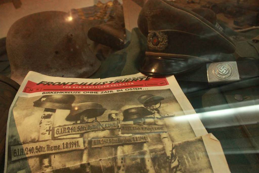 Украинские архивы уже показывают - как русские агрессоры в войнах XX века уничтожали украинцев Украинские архивы уже показывают - как русские агрессоры в войнах XX века уничтожали украинцев